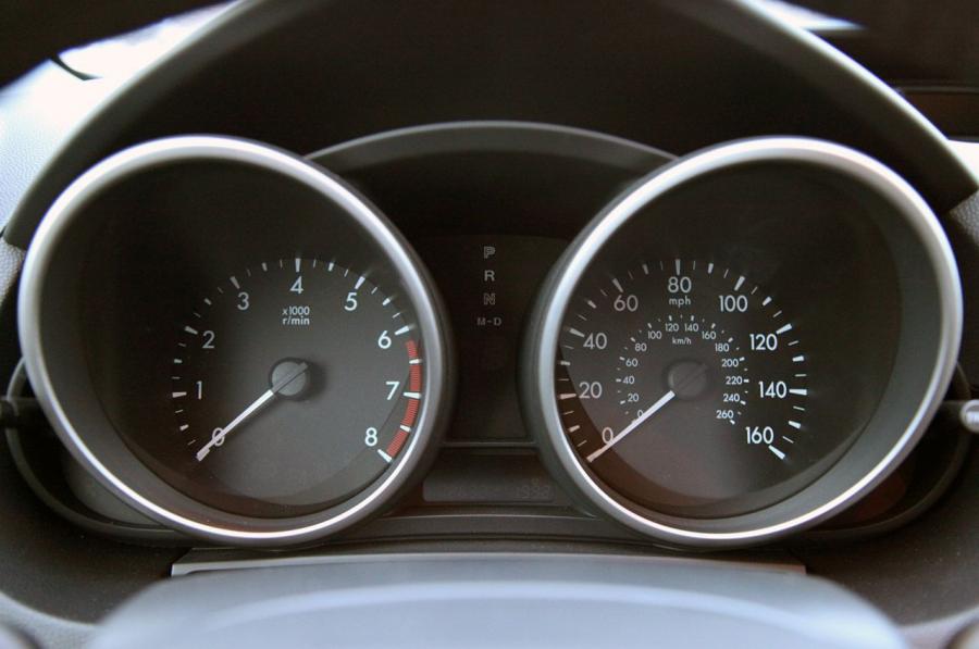  Mazda5 2012 года  (фото 22 из 94)